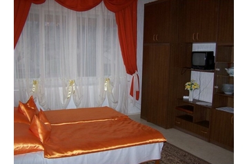 Унгария Privát Kehidakustány, Екстериор